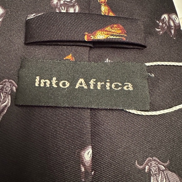 NWT Into Africa Men’s Animal Print Handmade Neck Tie Polyester African Animals - Picture 4 of 6